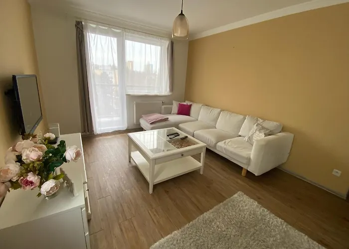 Bagra Apartment, 1-4 Guests, Free Parking & Wifi, 10 Min From Downtown