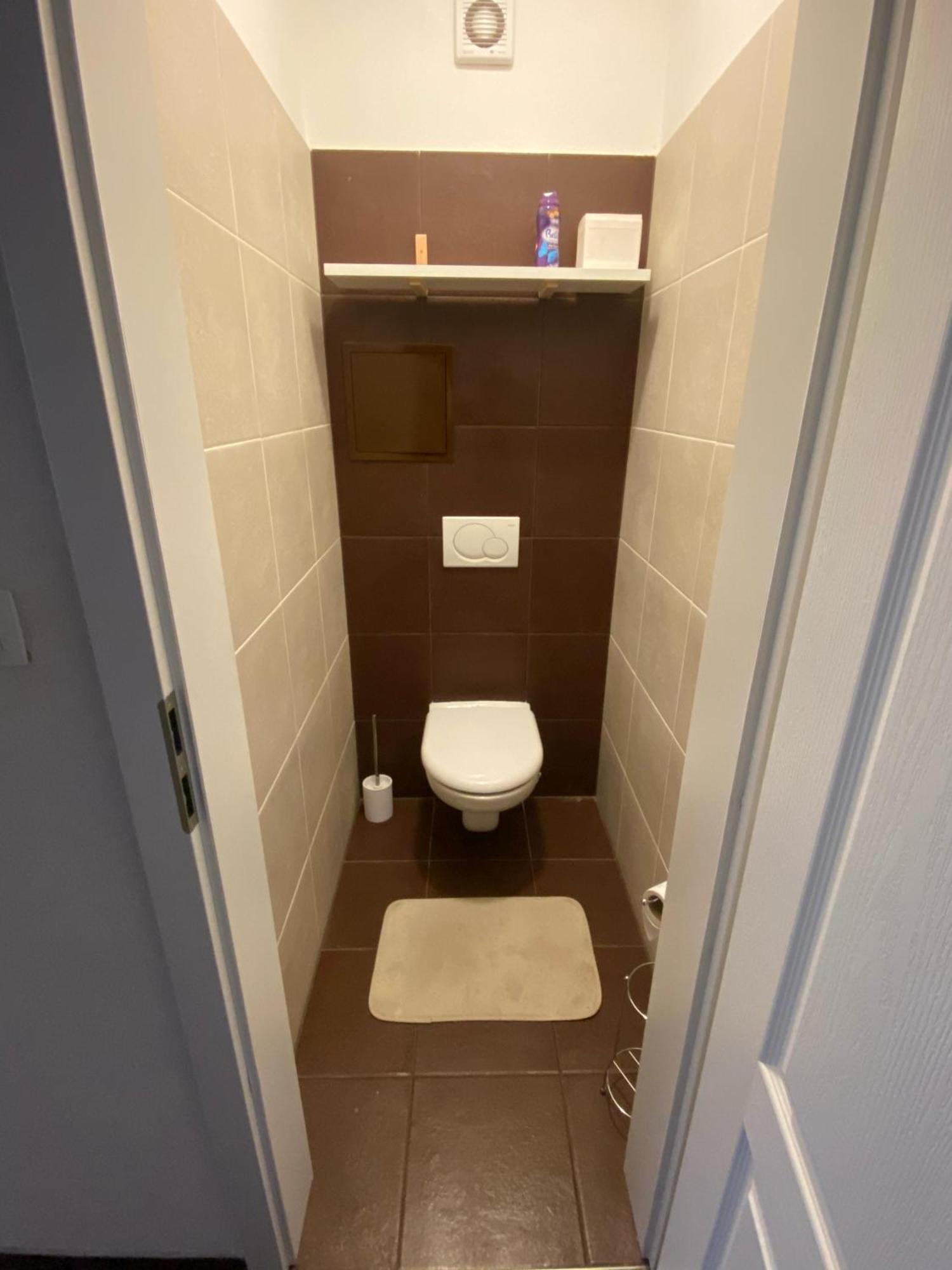 Bagra Apartment, 1-4 Guests, Free Parking & Wifi, 10 Min From Downtown Apartman Pozsony